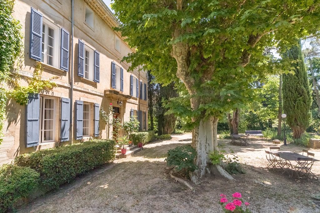 Belles demeures à vendre de 4 HA - vallee-du-rhone